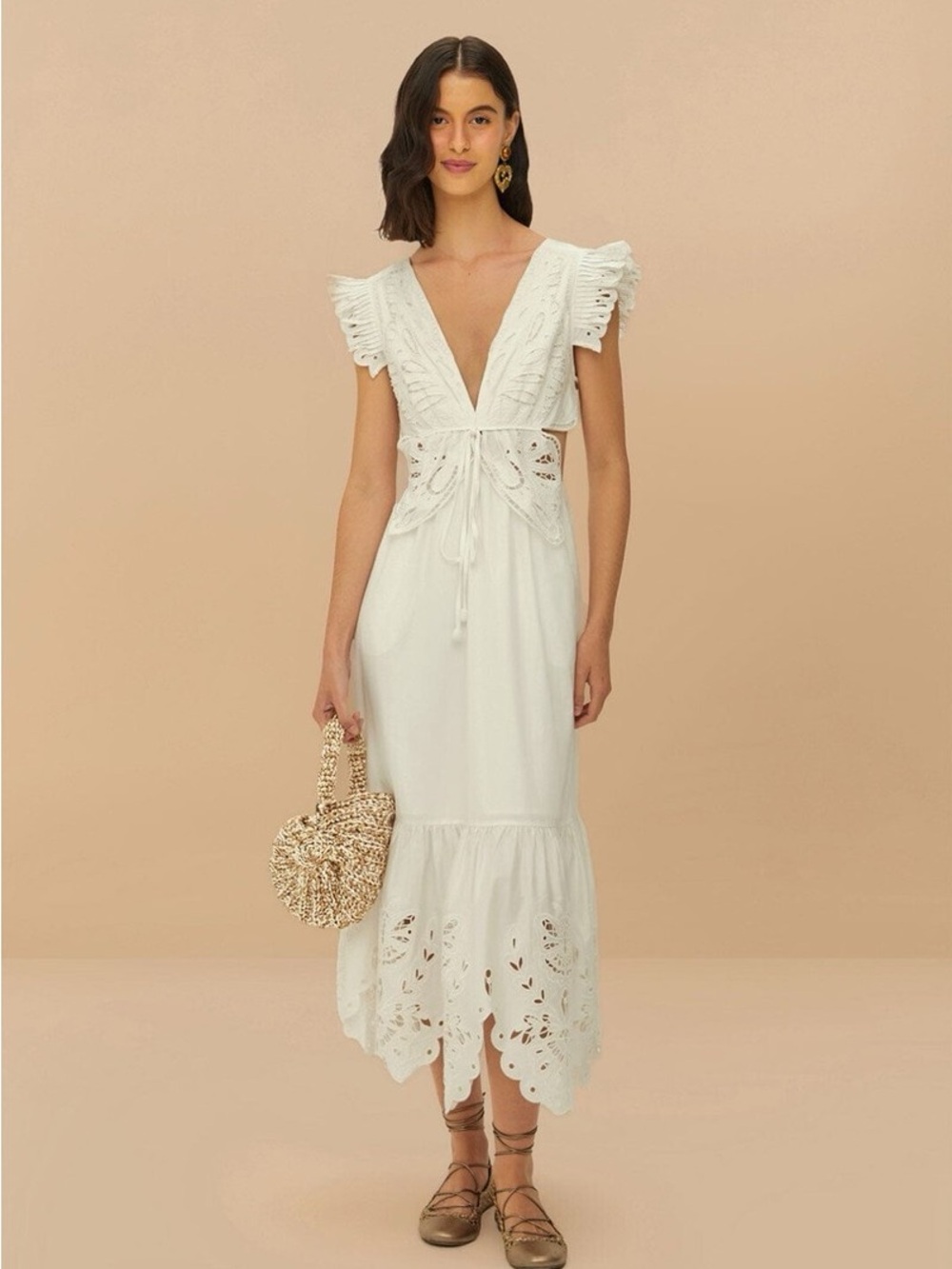 ISO FARM RIO BUTTERFLY DRESS IN SIZE XS!! PLS COMMENT IF YOU HAVE!!